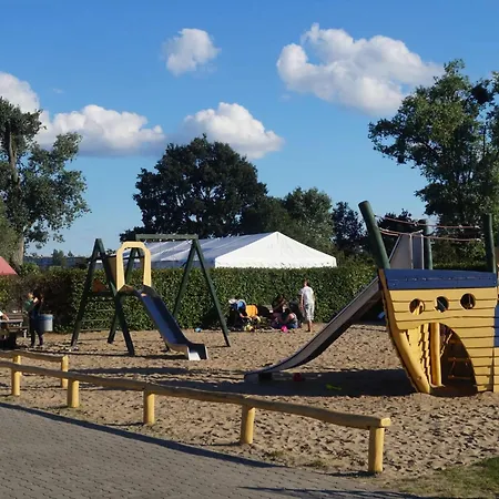 Vakantiehuis On The 200 Lagoon